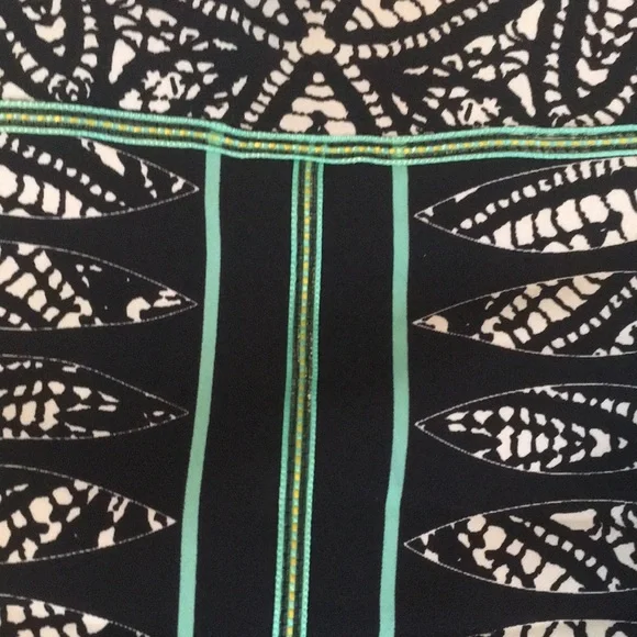 Nicole Miller strapless silk dress. - Picture 6 of 16